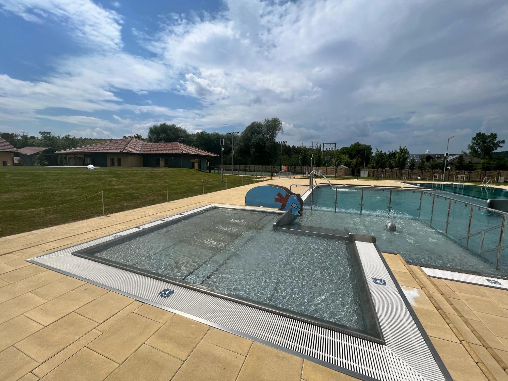 Resort Rybnicek Blatnice pod Svatym Antoninkem Luaran gambar